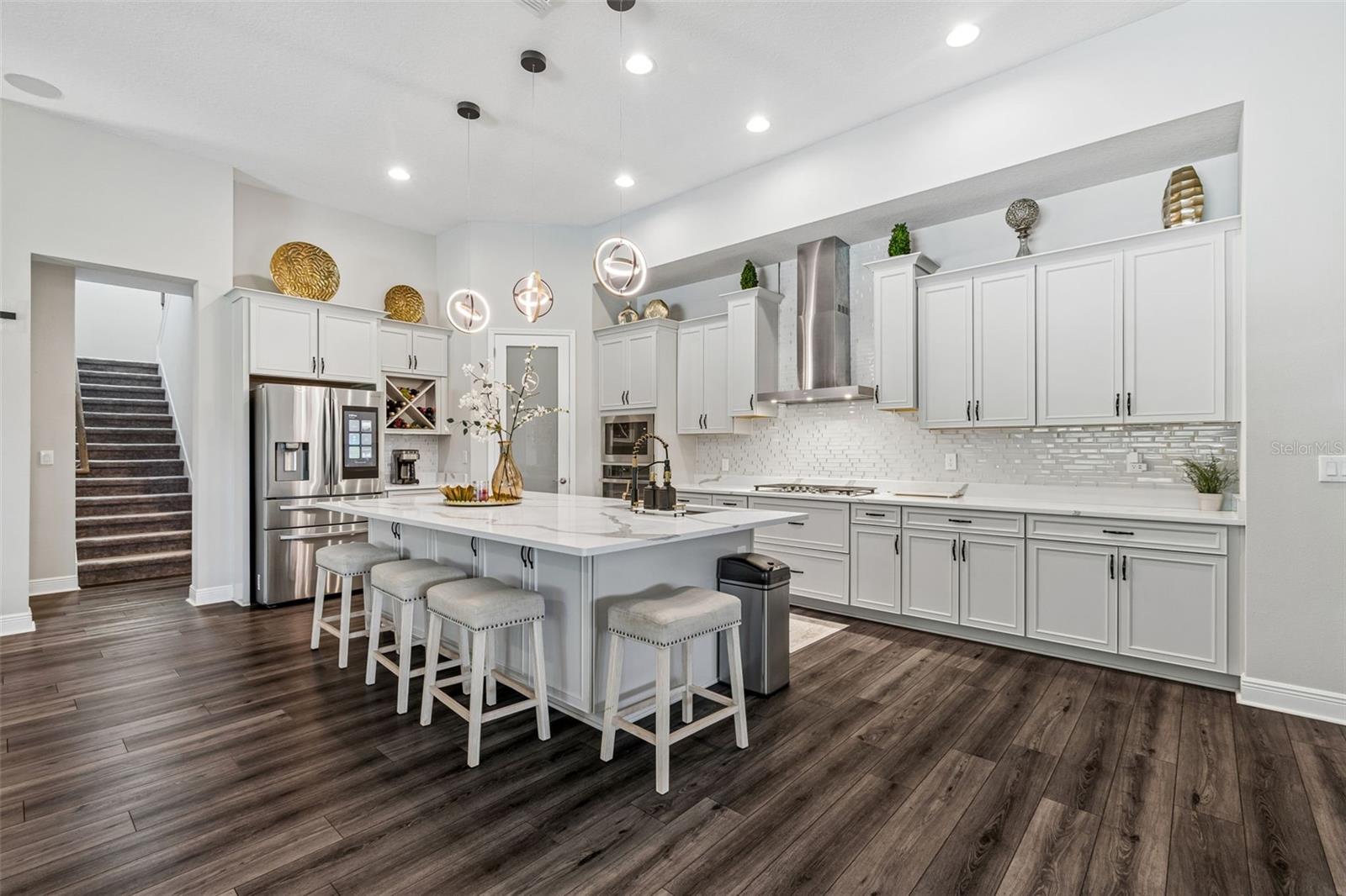 10597 MEADOWRUN DR — photo 23