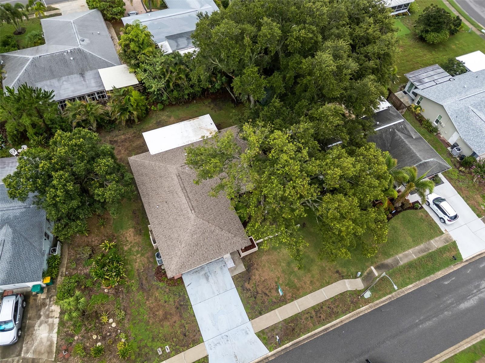 2958 DUNDEE DR — photo 47