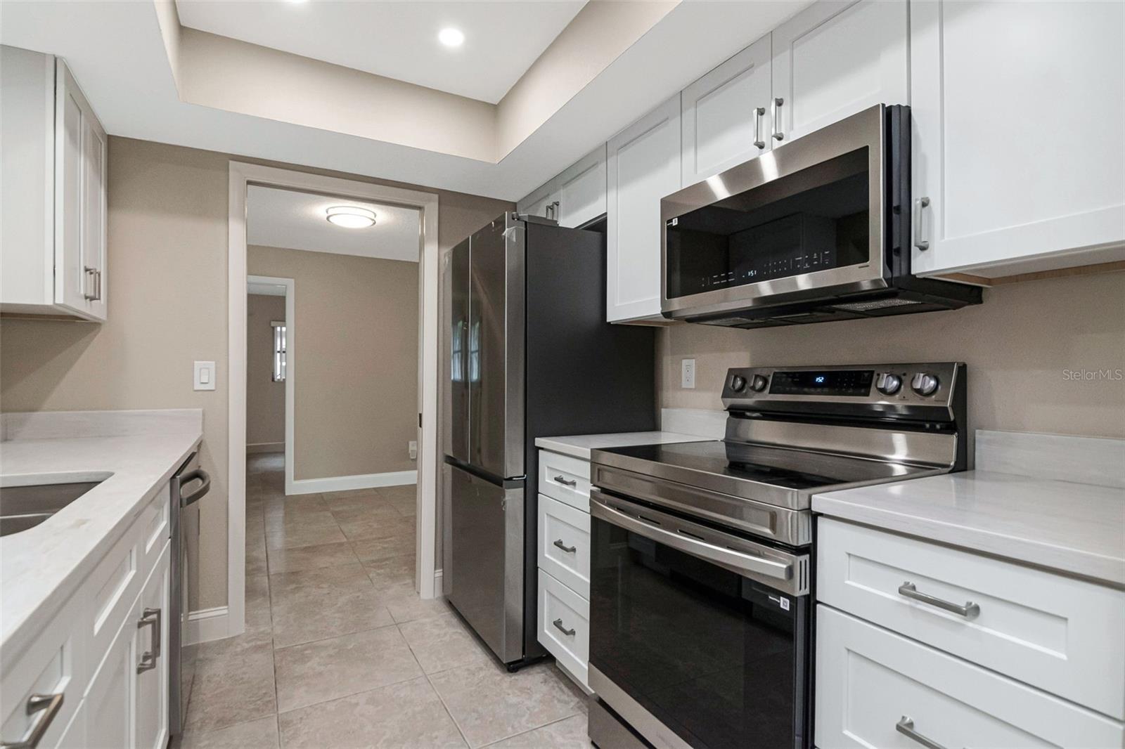 2958 DUNDEE DR — photo 16