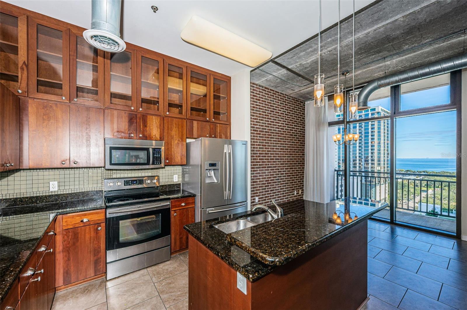 175 2ND ST S #P04 — photo 27