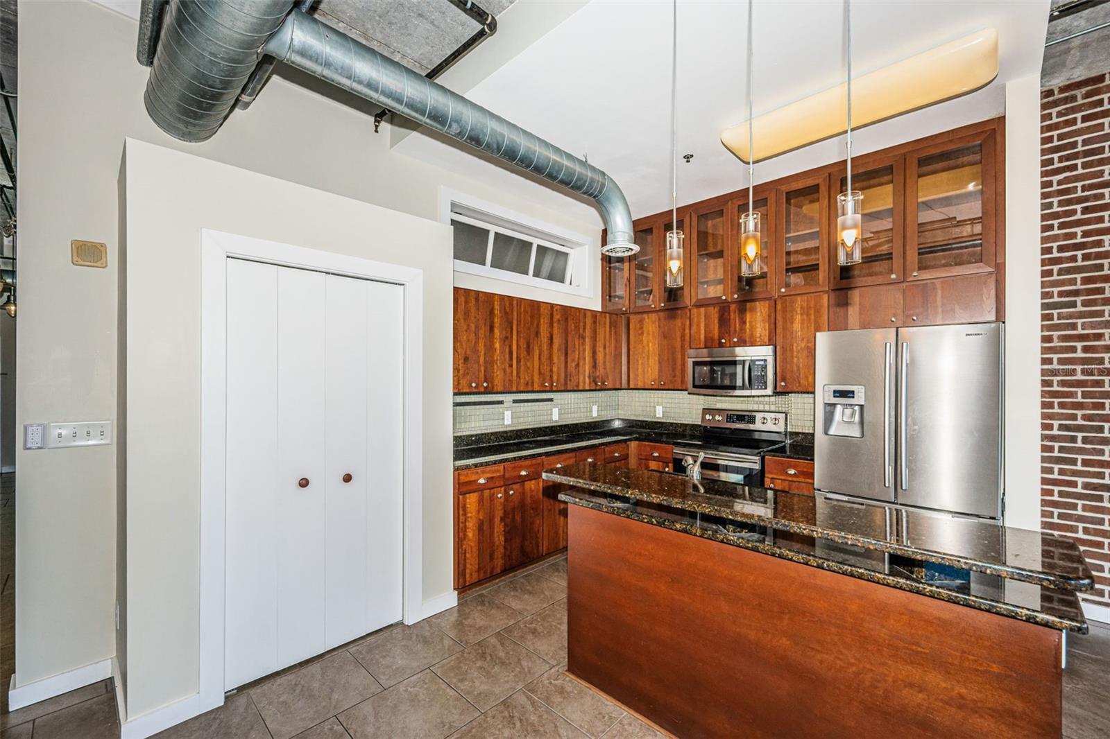 175 2ND ST S #P04 — photo 23