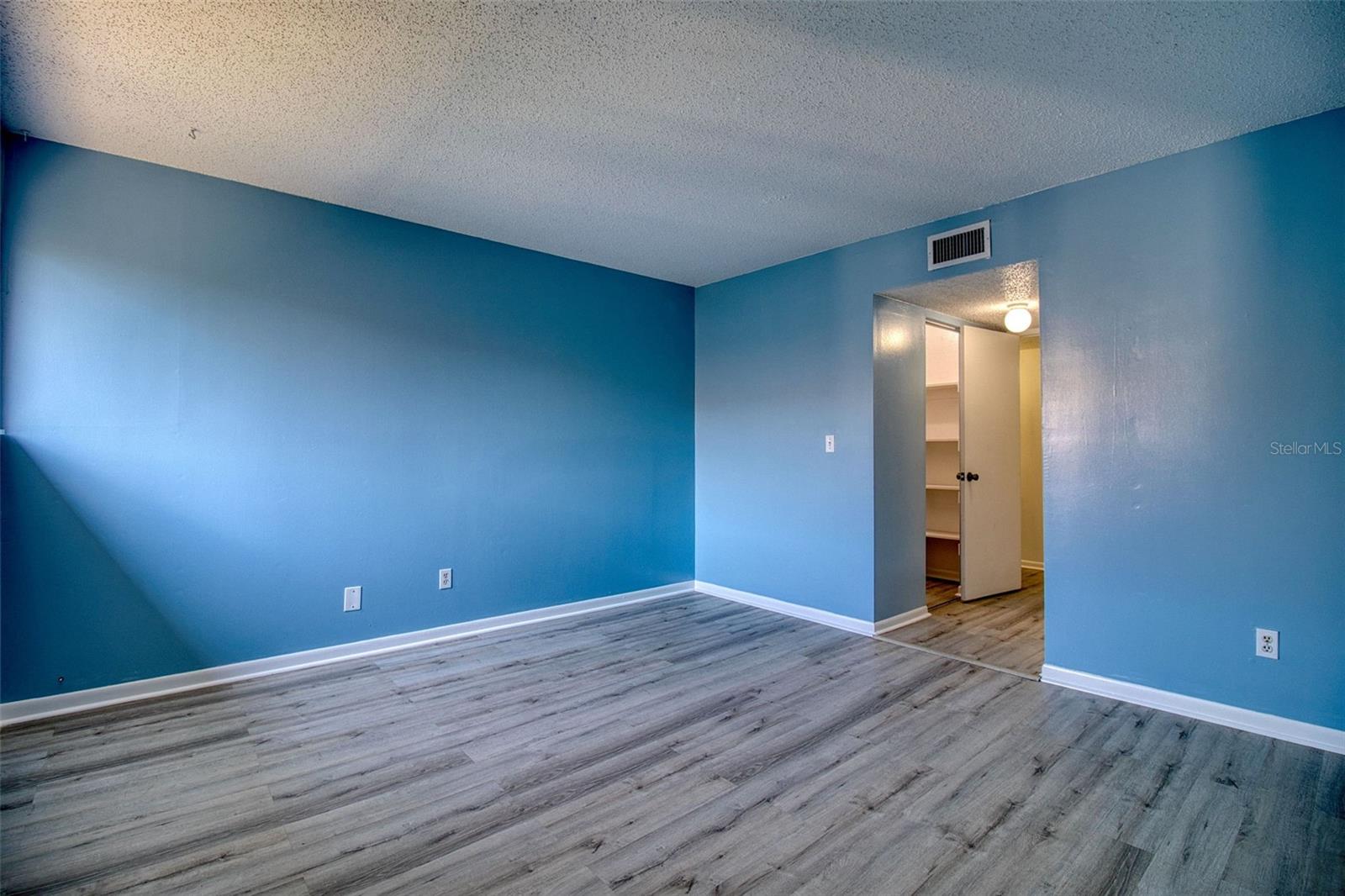6334 NEWTOWN CIR #34B4 — photo 12
