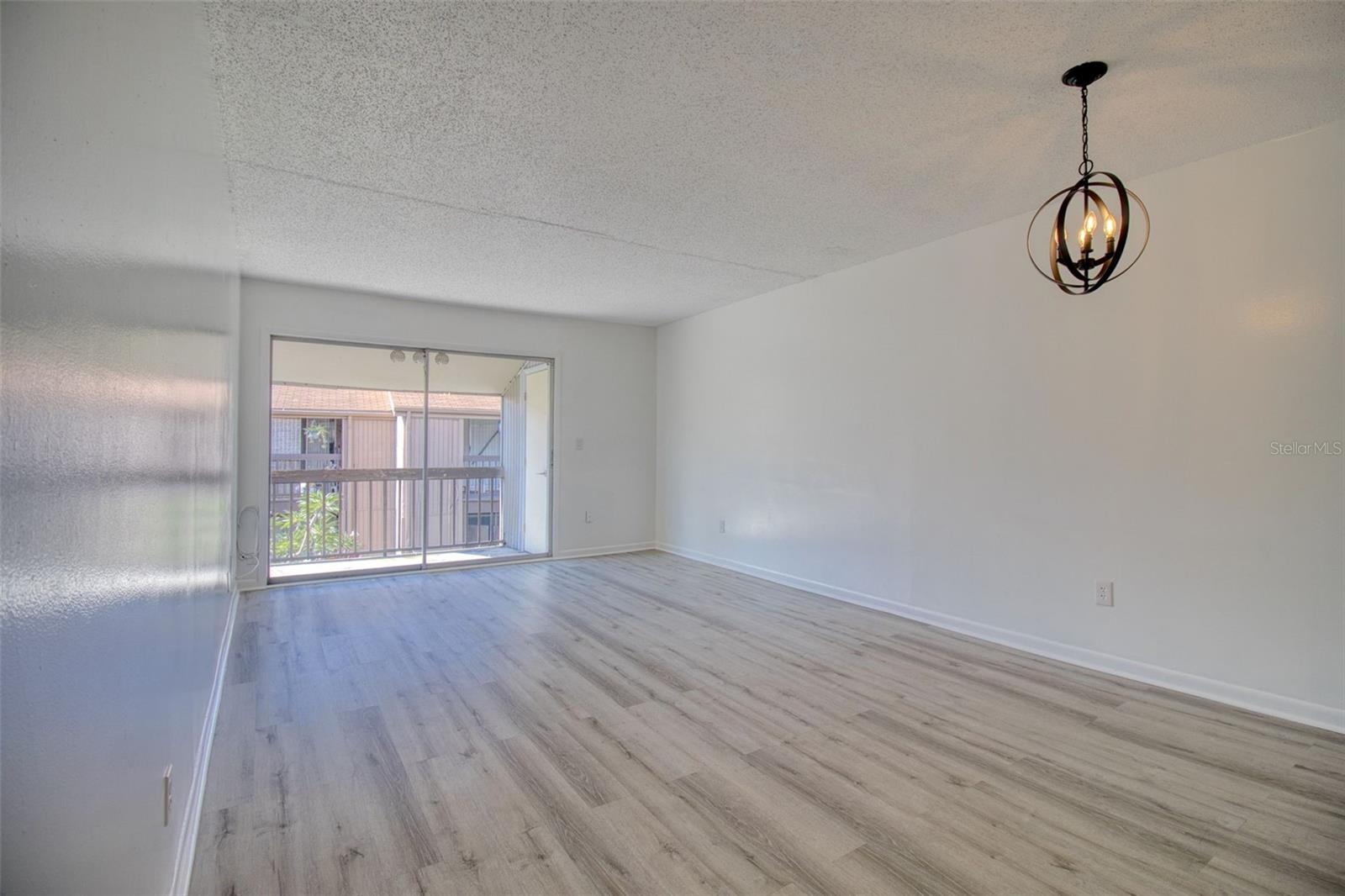 6334 NEWTOWN CIR #34B4 — photo 4