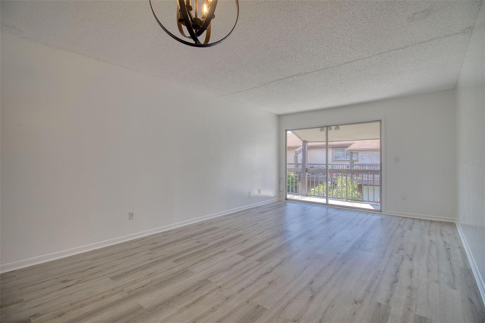 6334 NEWTOWN CIR #34B4 — photo 5