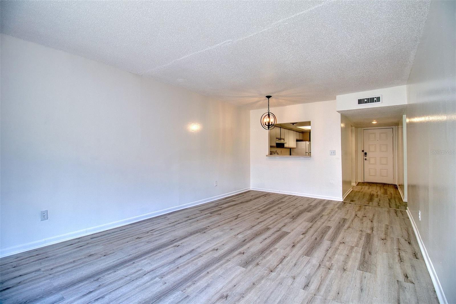 6334 NEWTOWN CIR #34B4 — photo 6