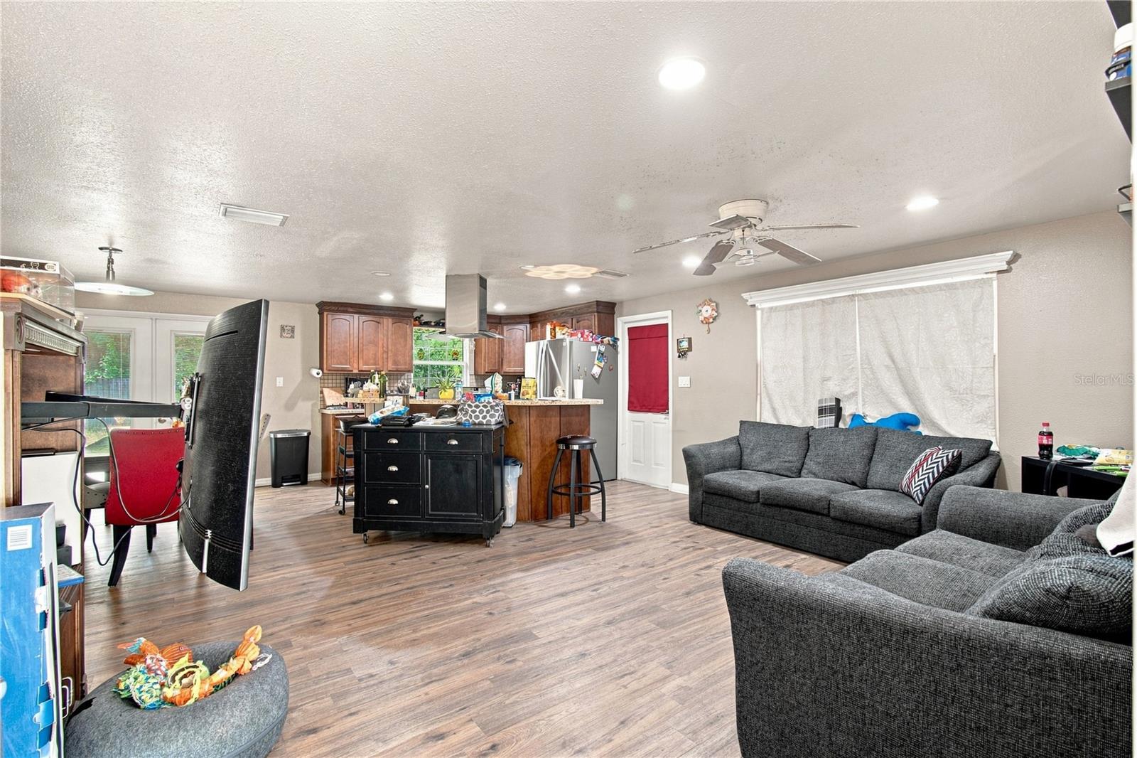 6929 BISHOP FRIER LN — photo 5