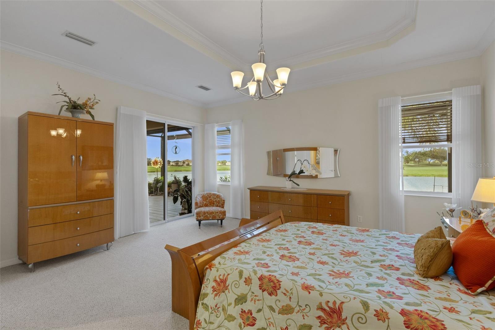 185 SAVONA WAY — photo 28
