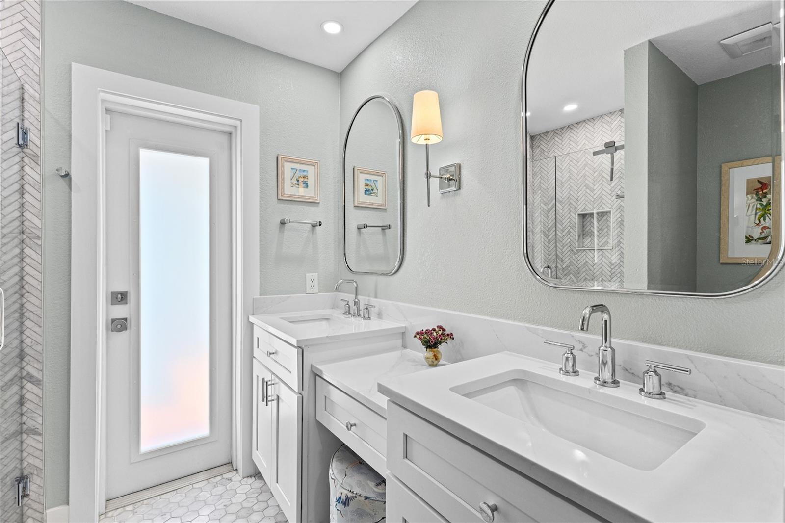 801 EDGEMERE LN — photo 17
