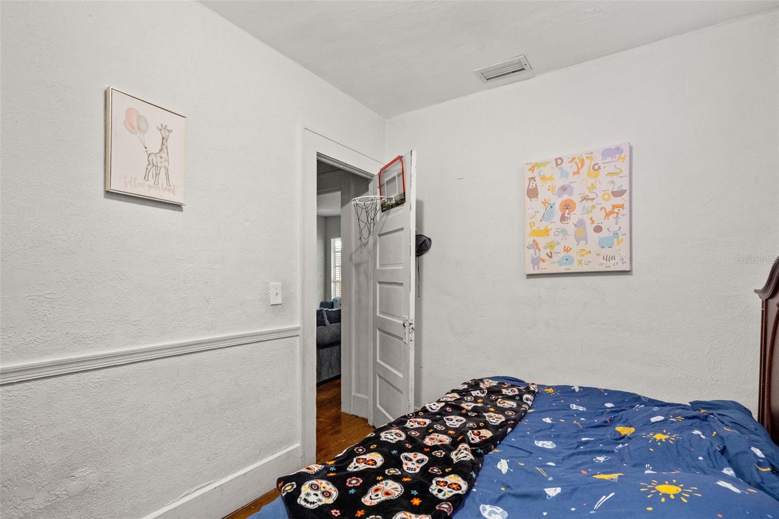 4834 TAYLOR ST N — photo 16