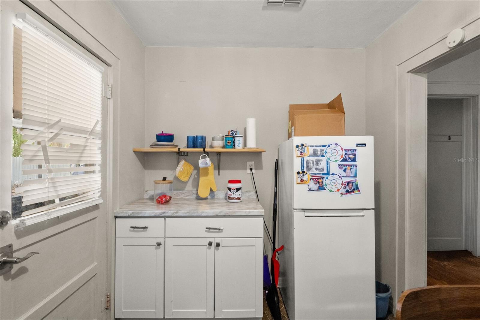 4834 TAYLOR ST N — photo 23