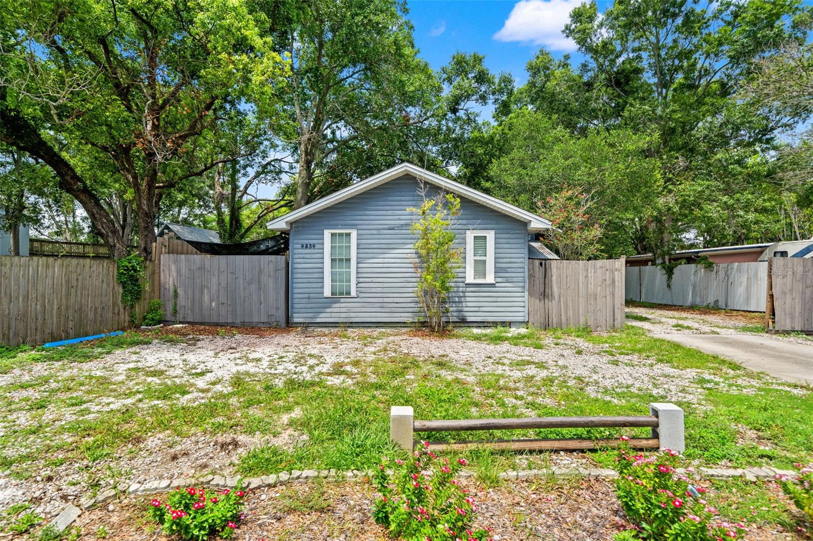 4834 TAYLOR ST N — photo 53