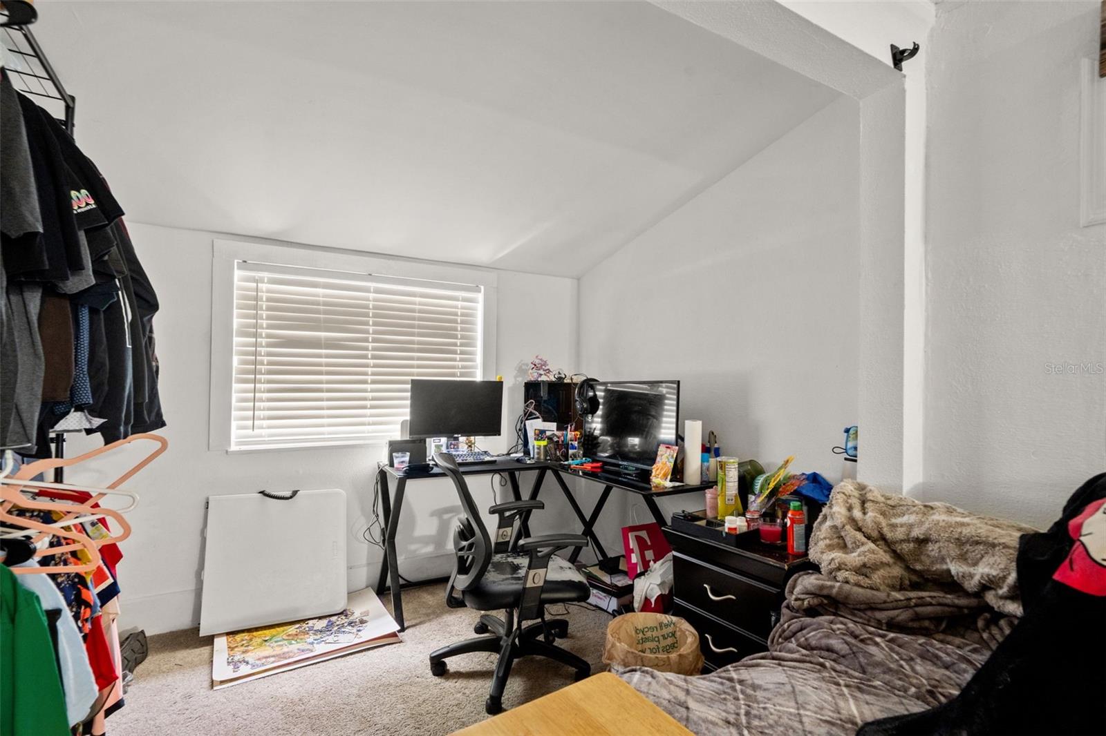 4834 TAYLOR ST N — photo 41