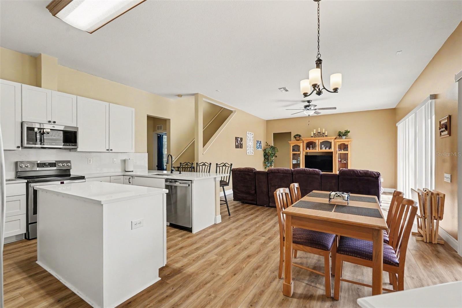25741 RISEN STAR DR — photo 9