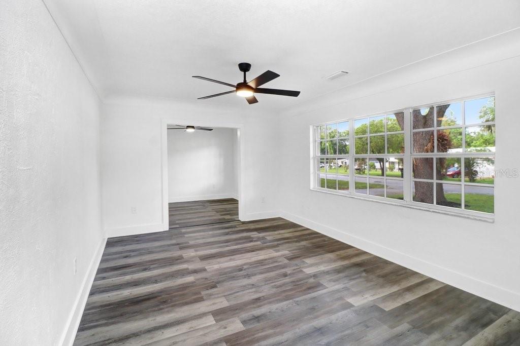12113 MIDLAKE DR — photo 15