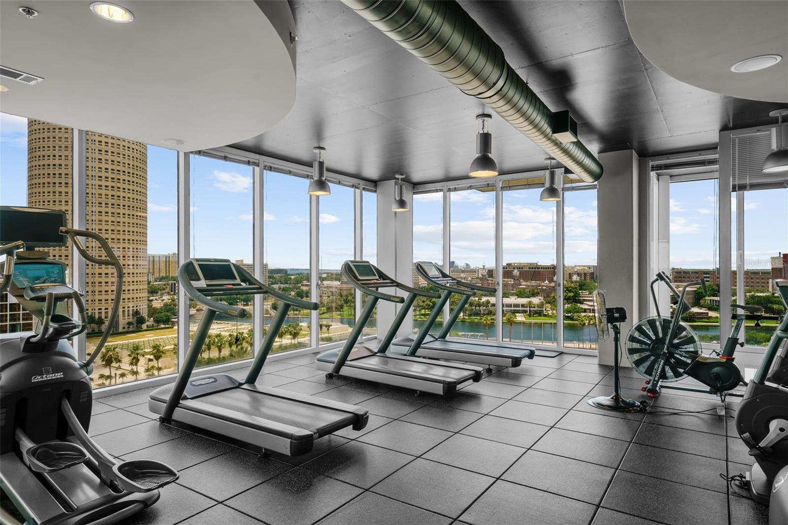 777 N ASHLEY DR #1213 — photo 32