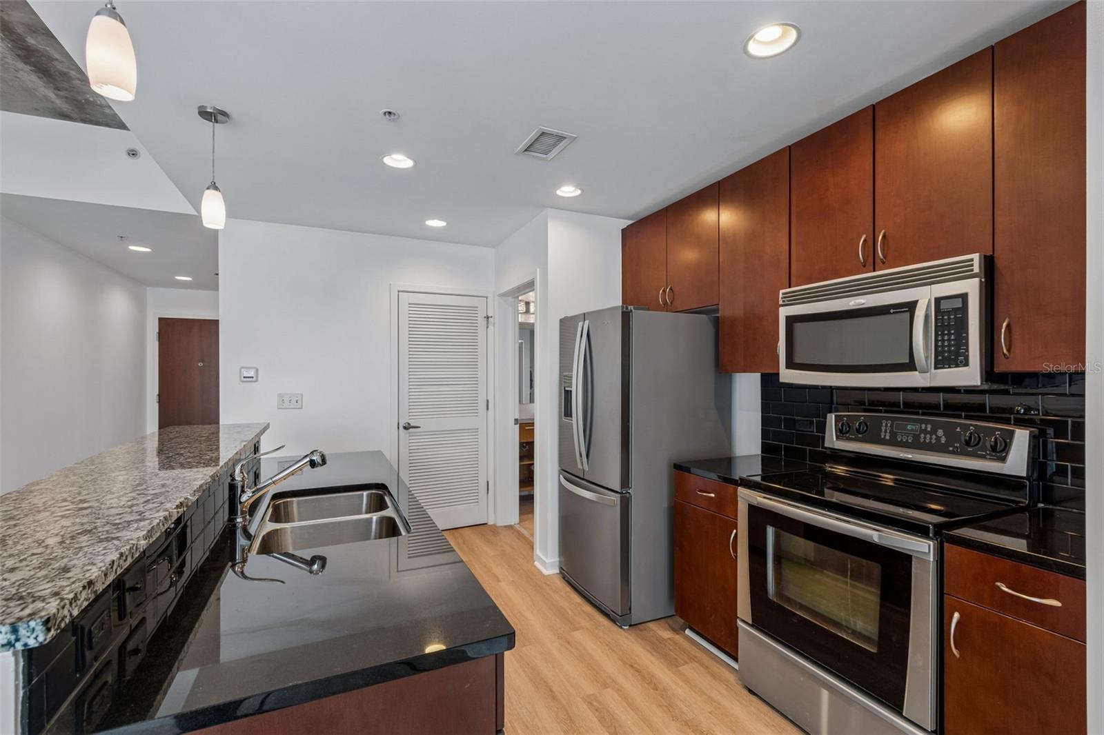 777 N ASHLEY DR #1213 — photo 12