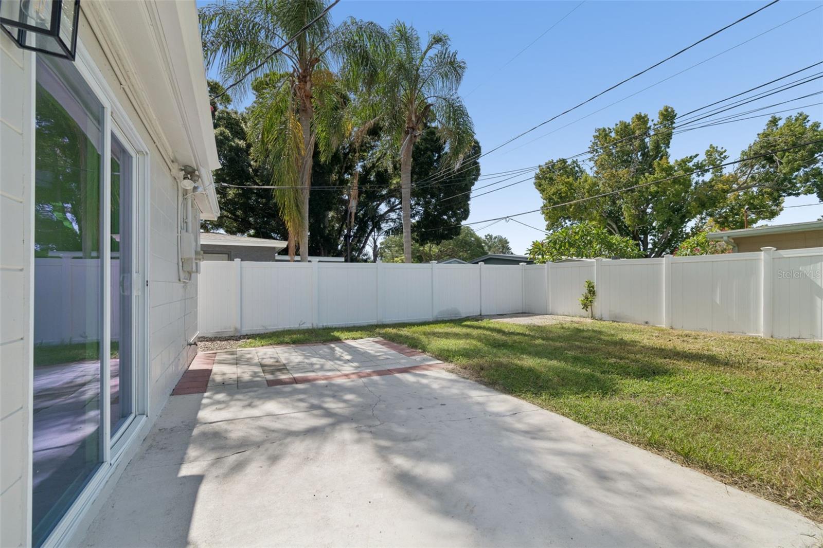 8672 78TH PL — photo 34