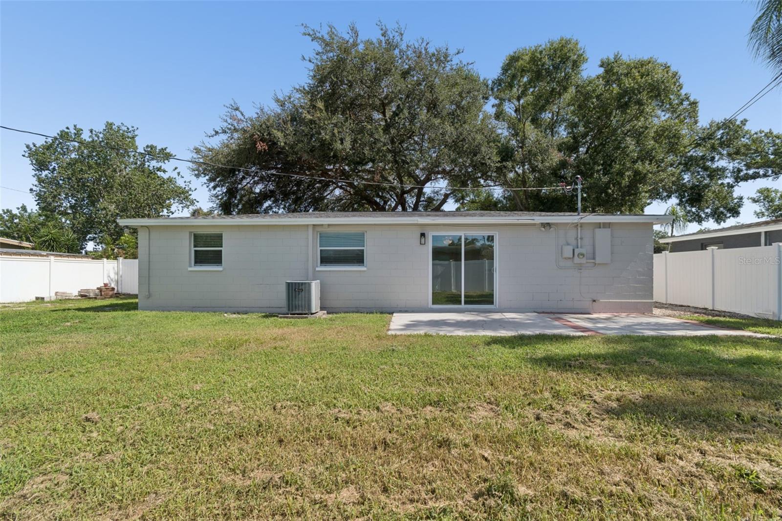 8672 78TH PL — photo 37