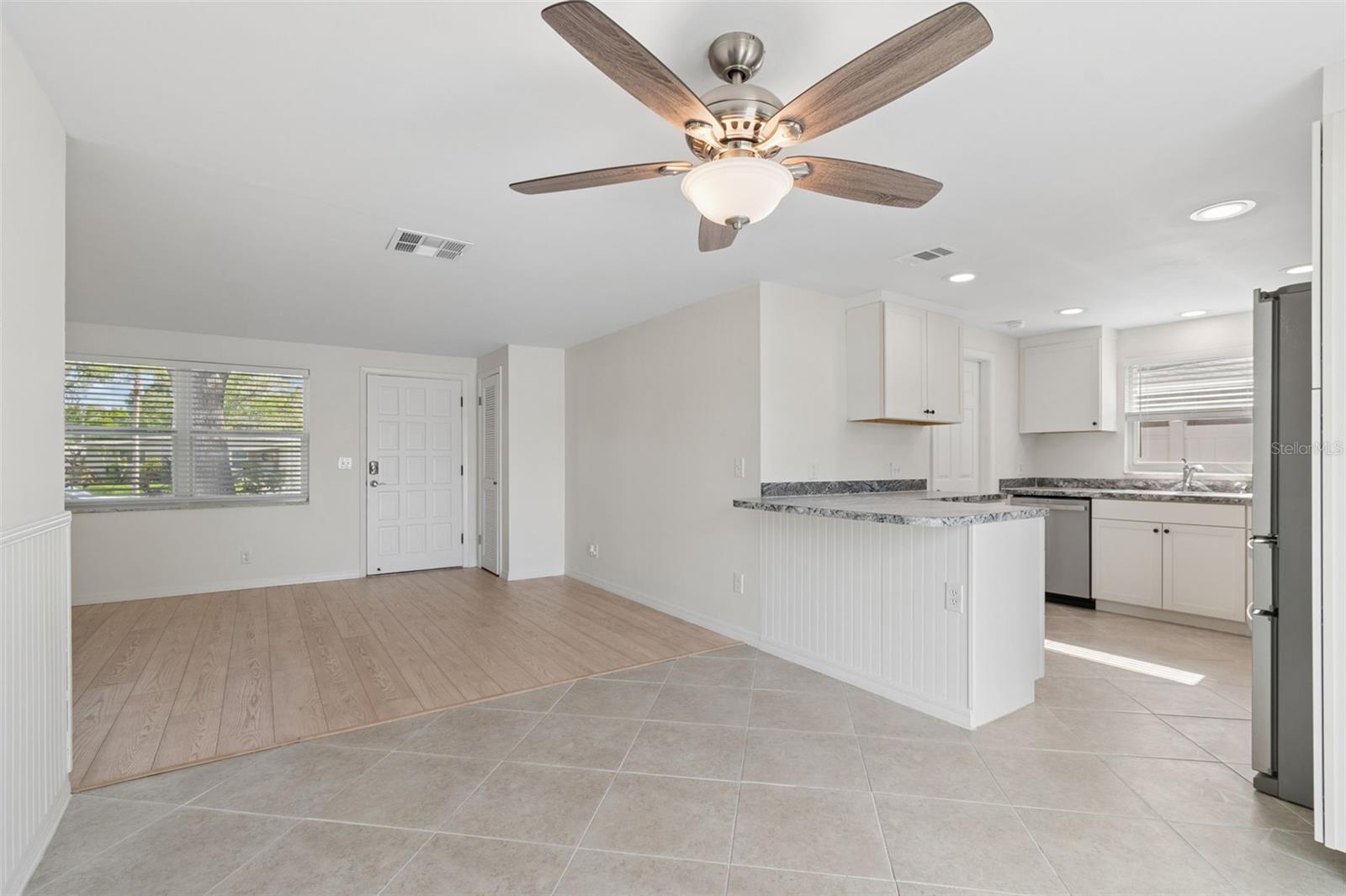 8672 78TH PL — photo 11