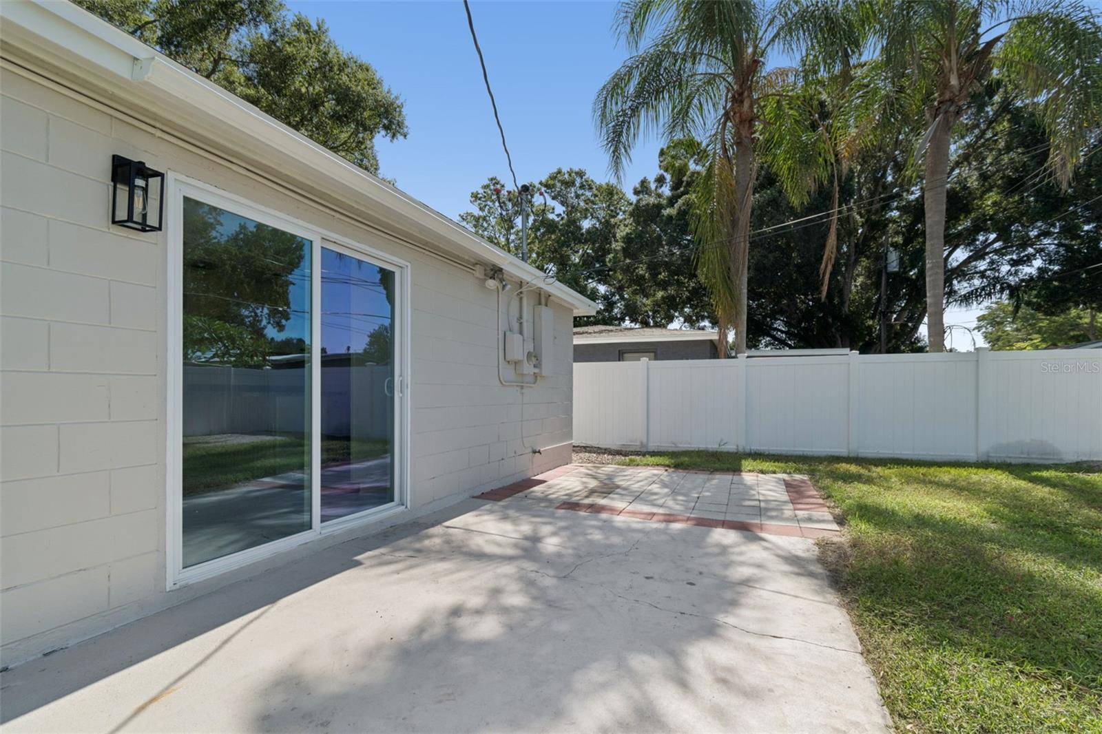 8672 78TH PL — photo 35