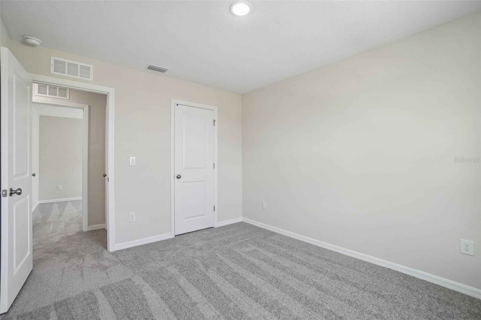 36564 SAGEMOOR DR — photo 22