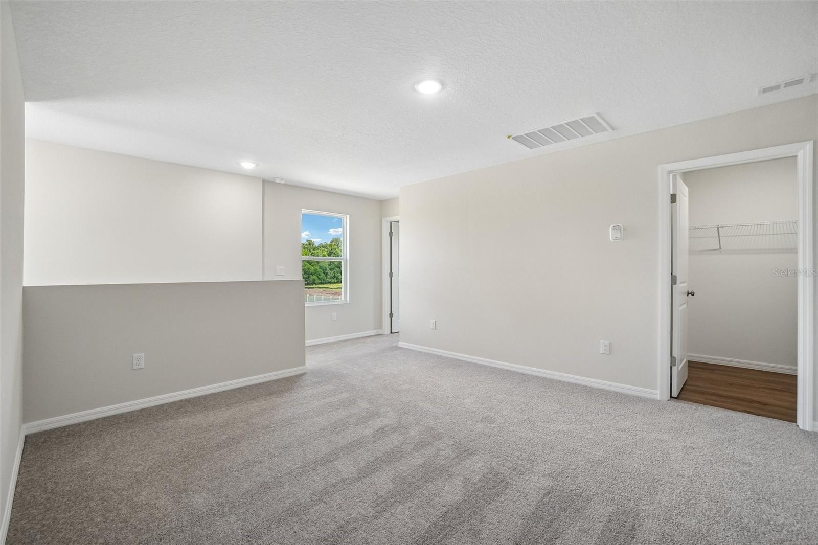 36564 SAGEMOOR DR — photo 34