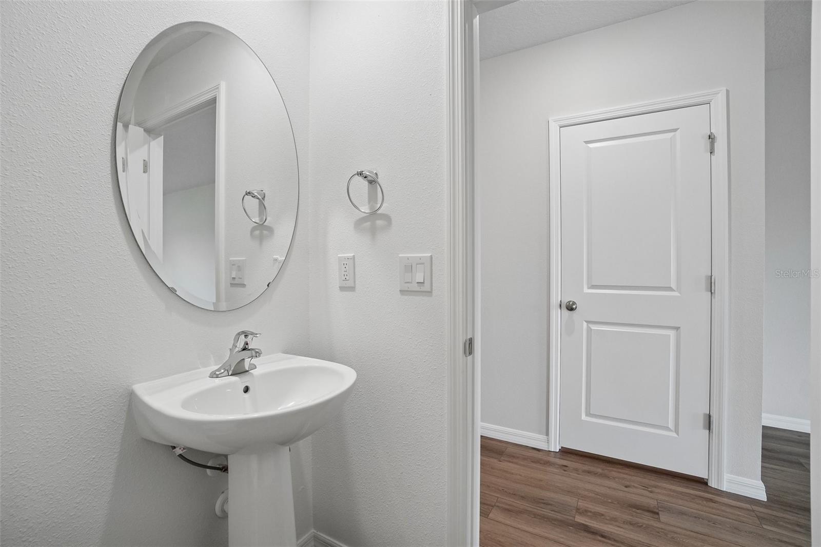 36564 SAGEMOOR DR — photo 25