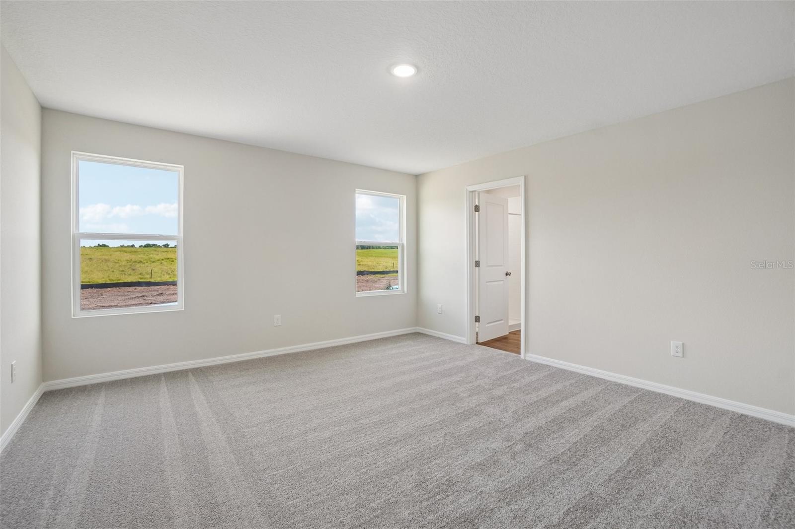 36564 SAGEMOOR DR — photo 4