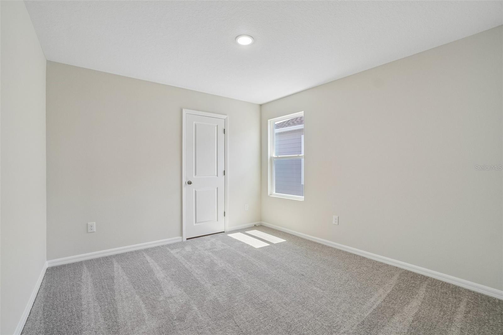 36564 SAGEMOOR DR — photo 30