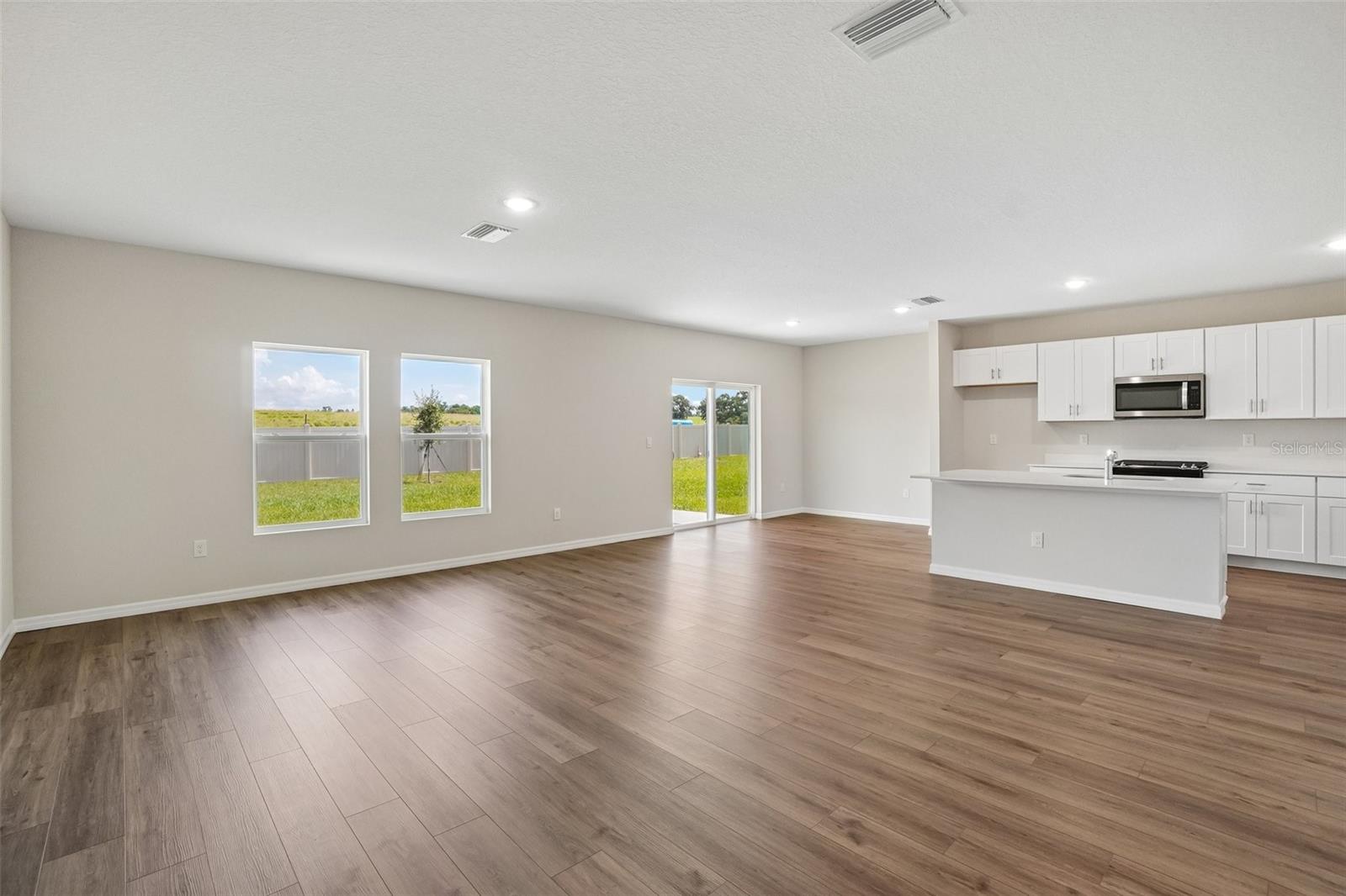 36564 SAGEMOOR DR — photo 18
