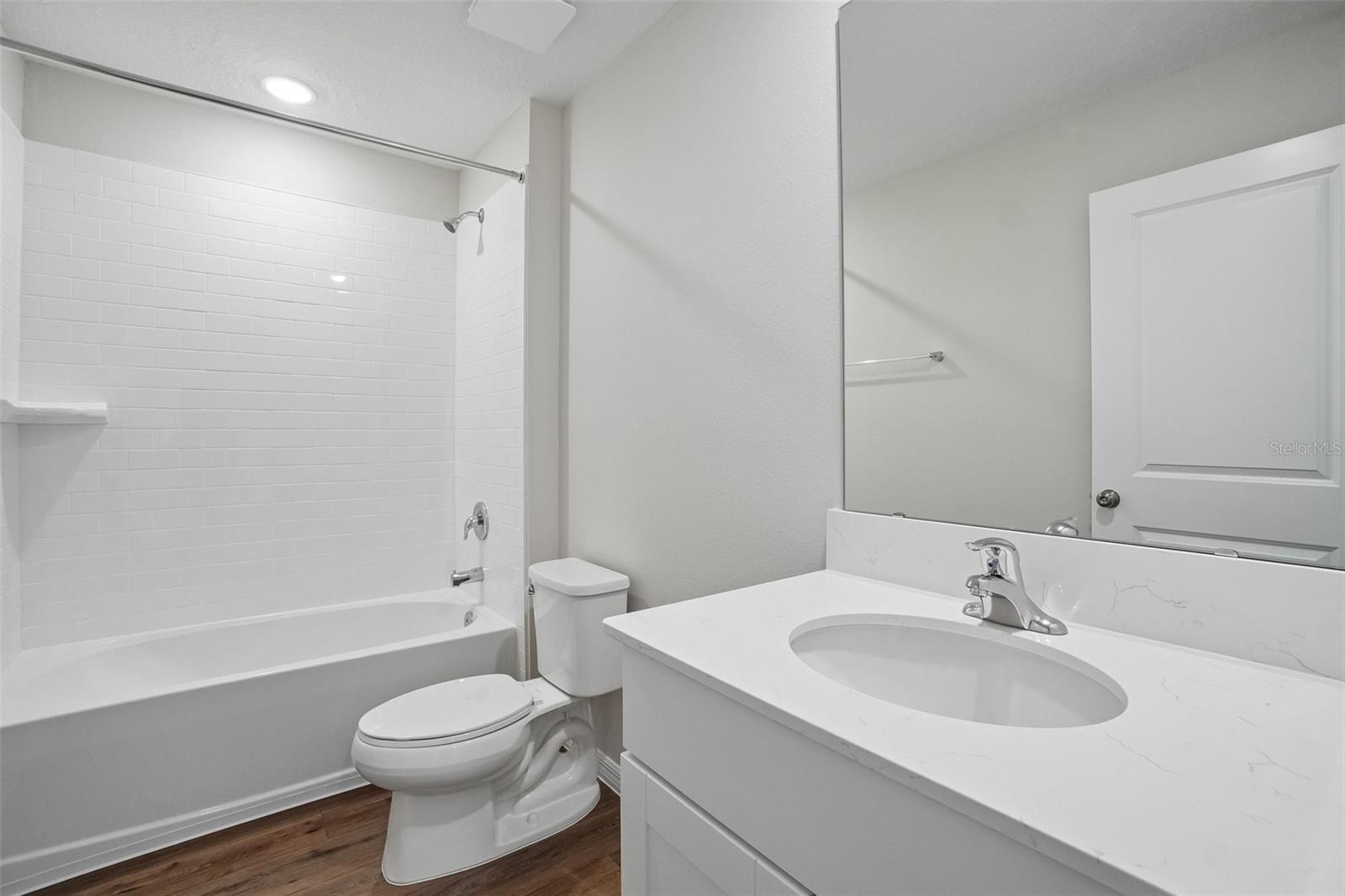 36564 SAGEMOOR DR — photo 23