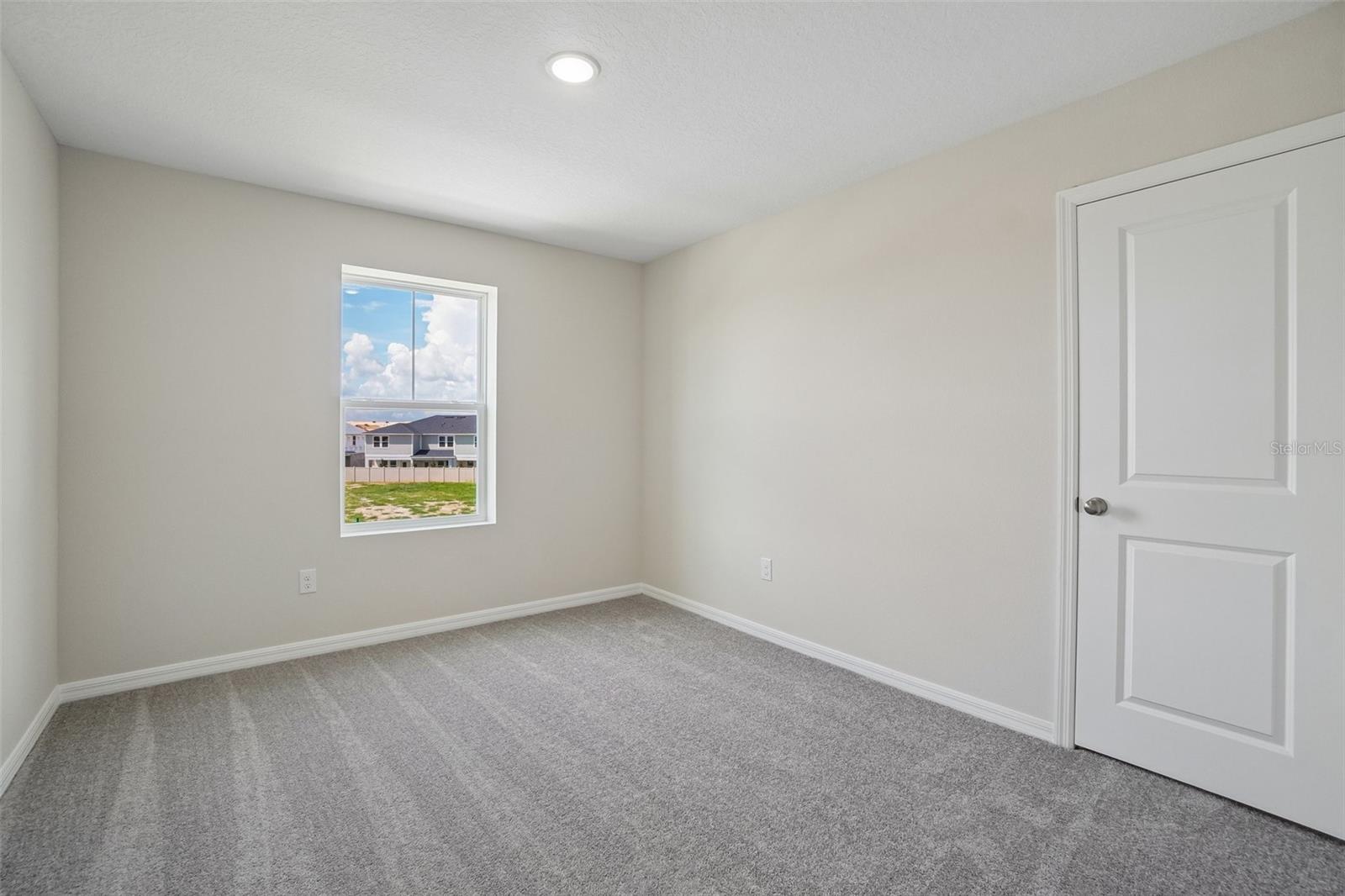 36564 SAGEMOOR DR — photo 26