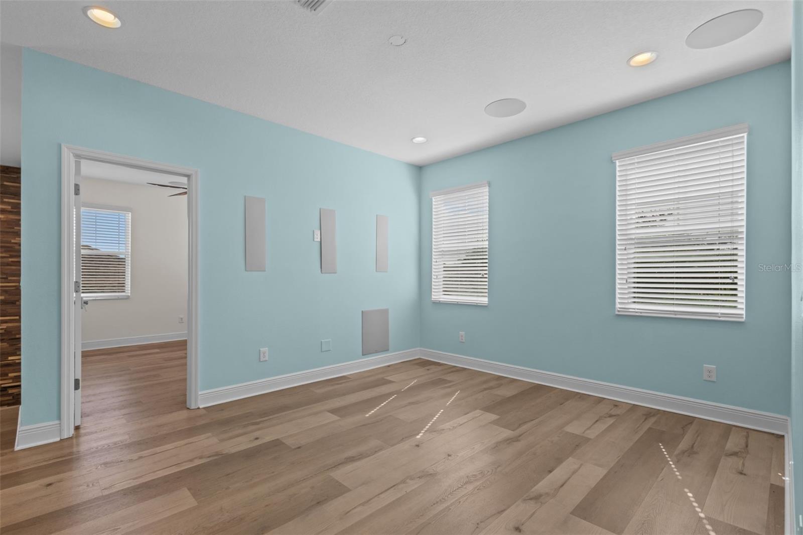 2515 PORTICO ST — photo 28