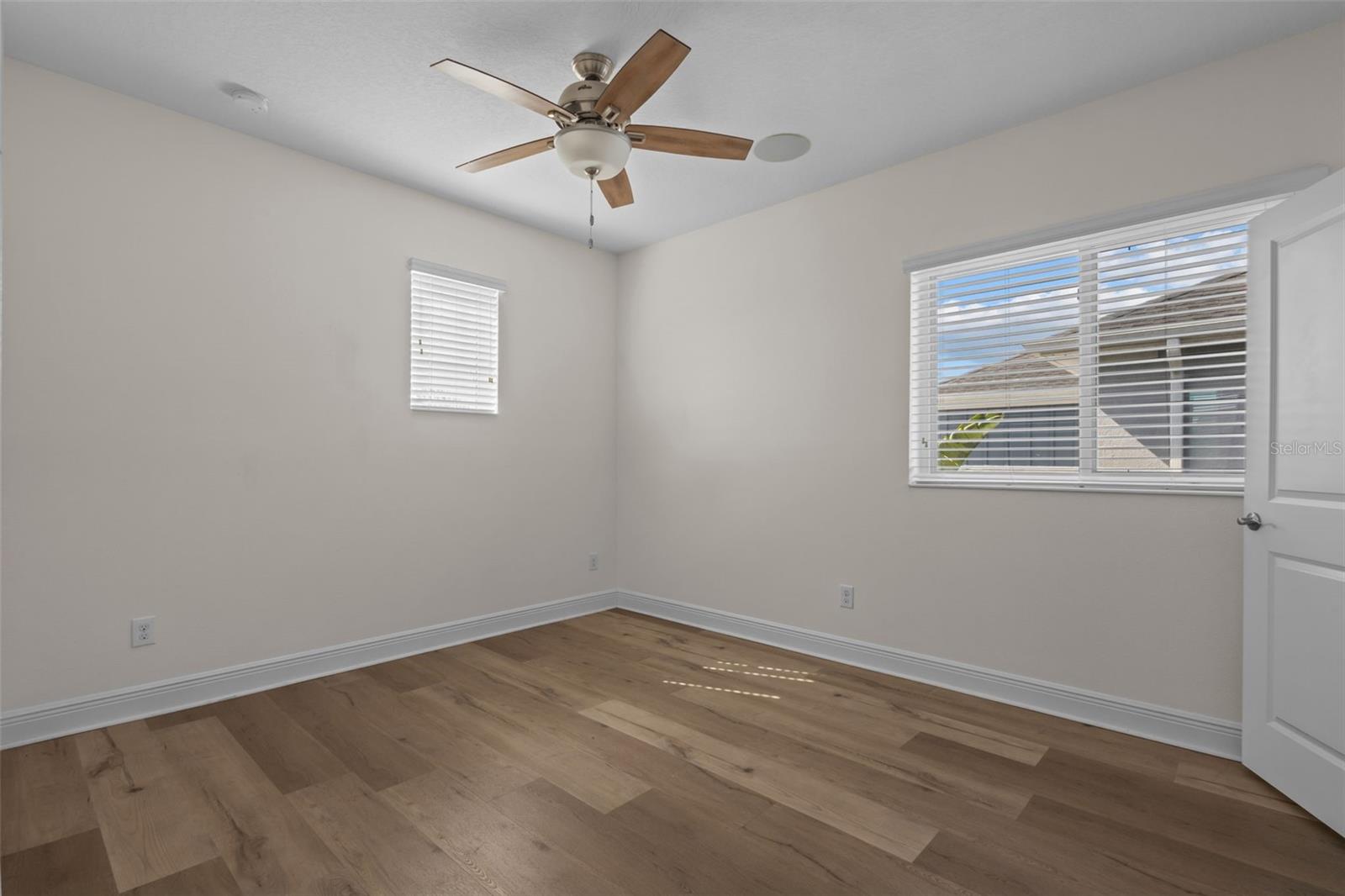 2515 PORTICO ST — photo 29
