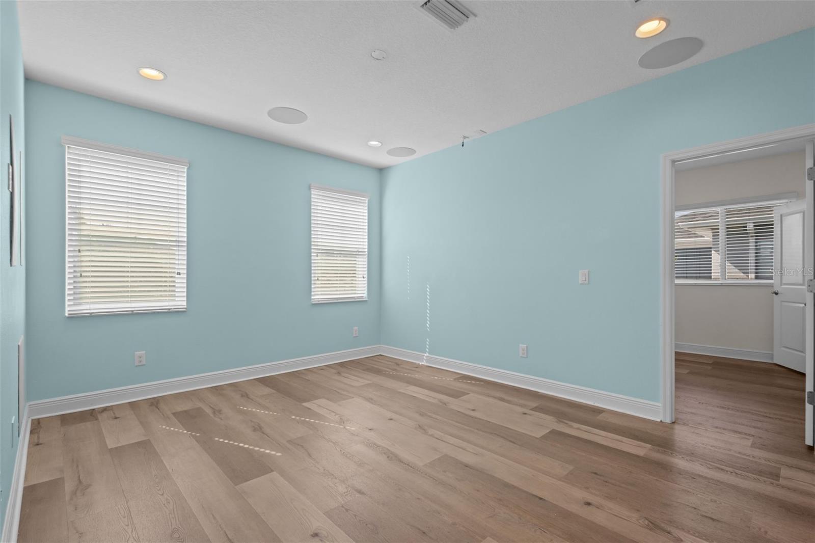 2515 PORTICO ST — photo 27