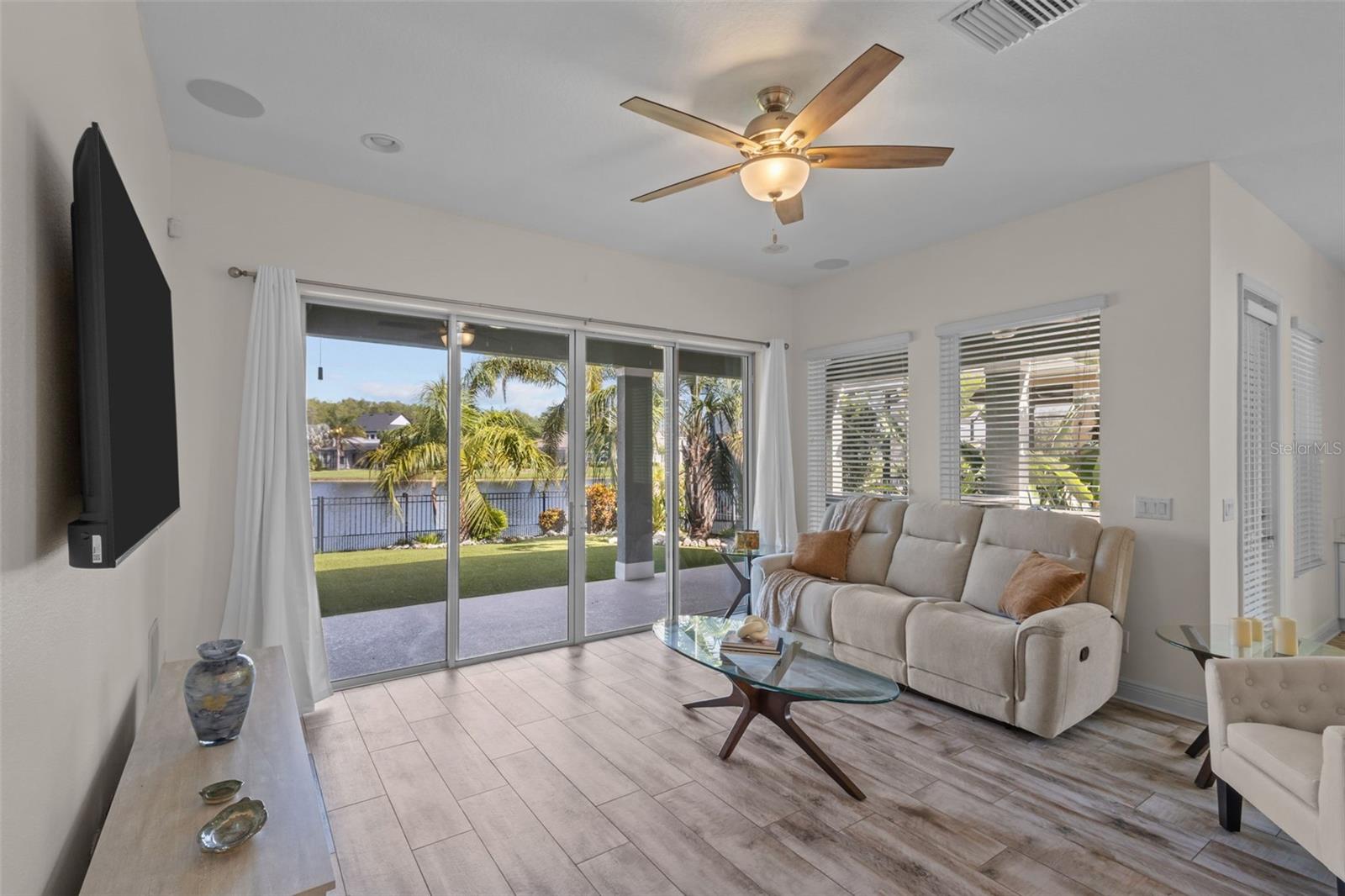 2515 PORTICO ST — photo 7