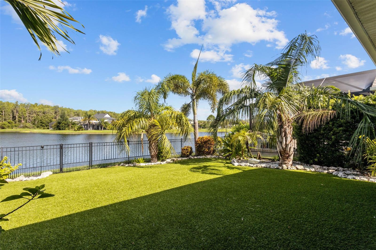 2515 PORTICO ST — photo 22