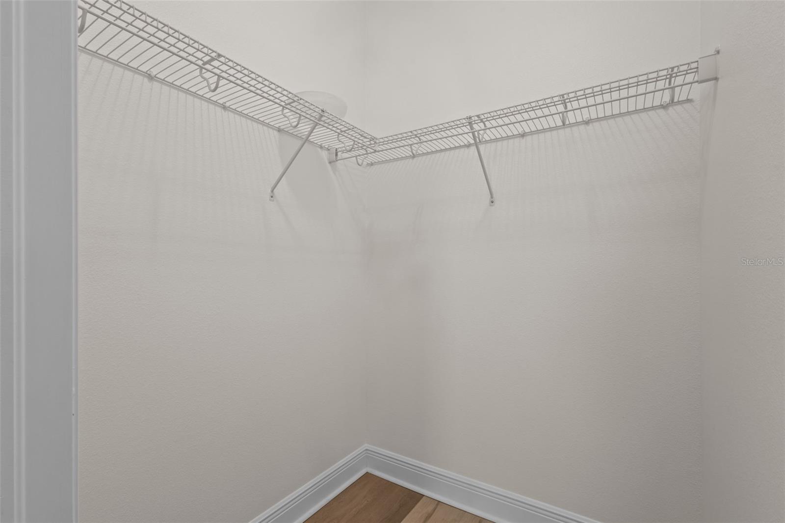 2515 PORTICO ST — photo 30
