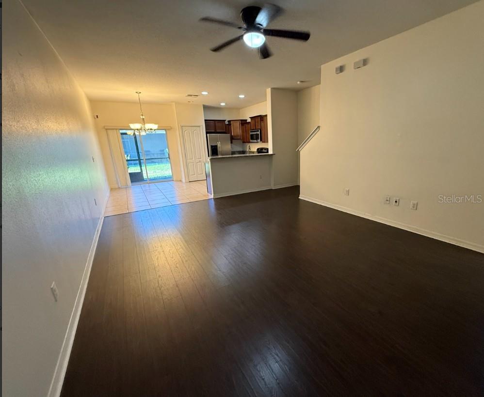 2807 LANTERN HILL AVE — photo 3