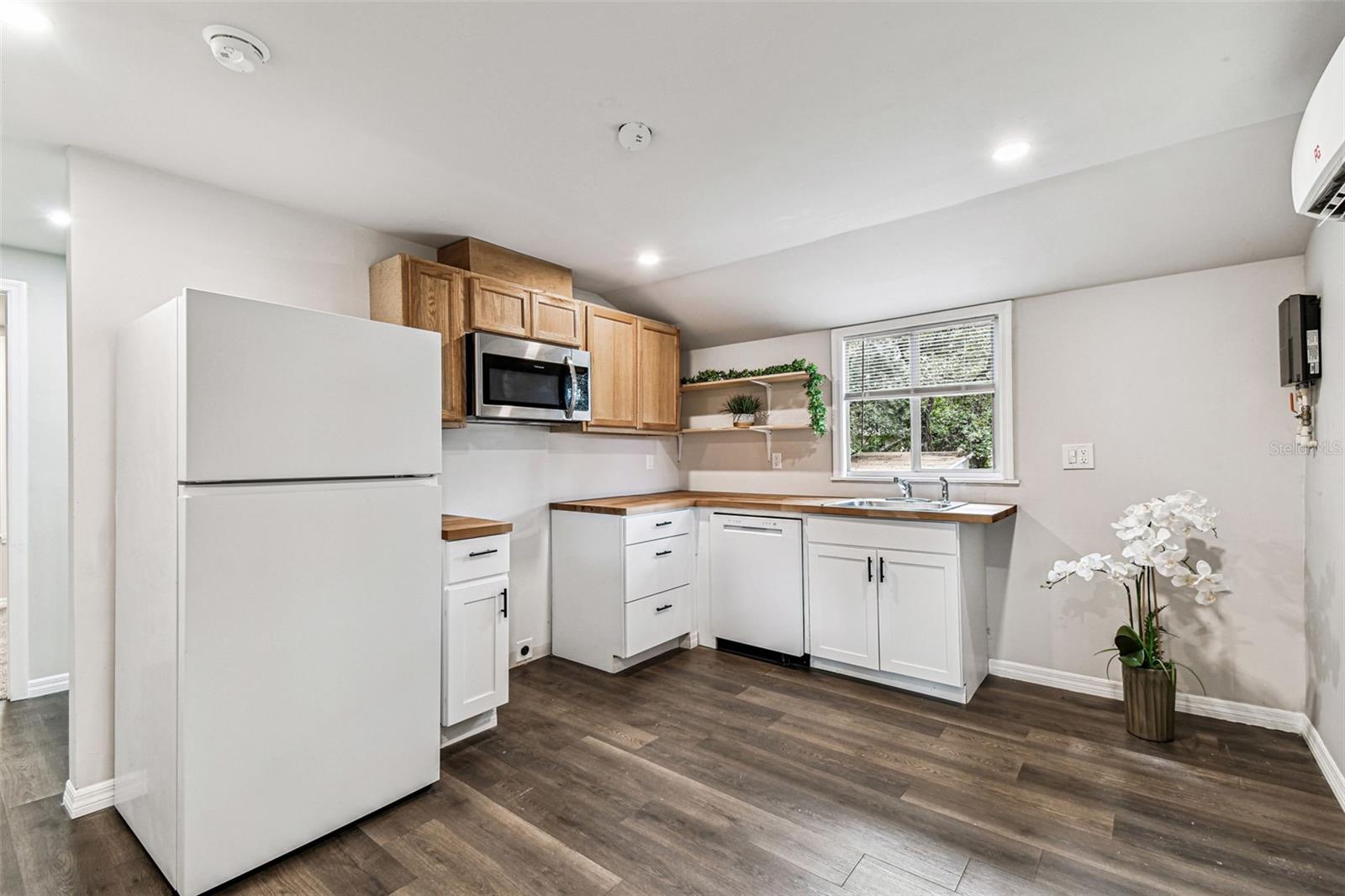 1006 E 26TH AVE #1 — photo 17