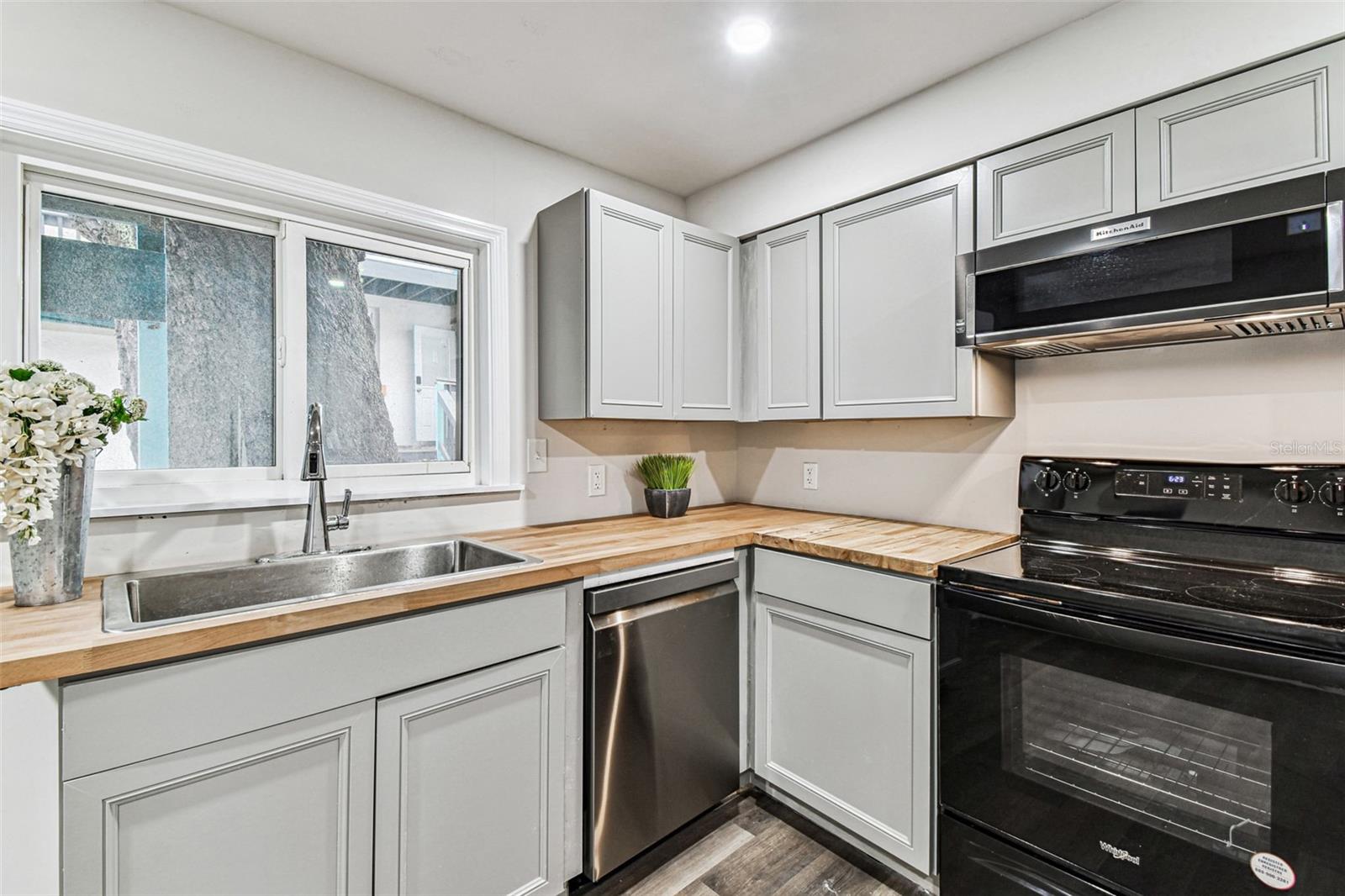 1006 E 26TH AVE #1 — photo 39