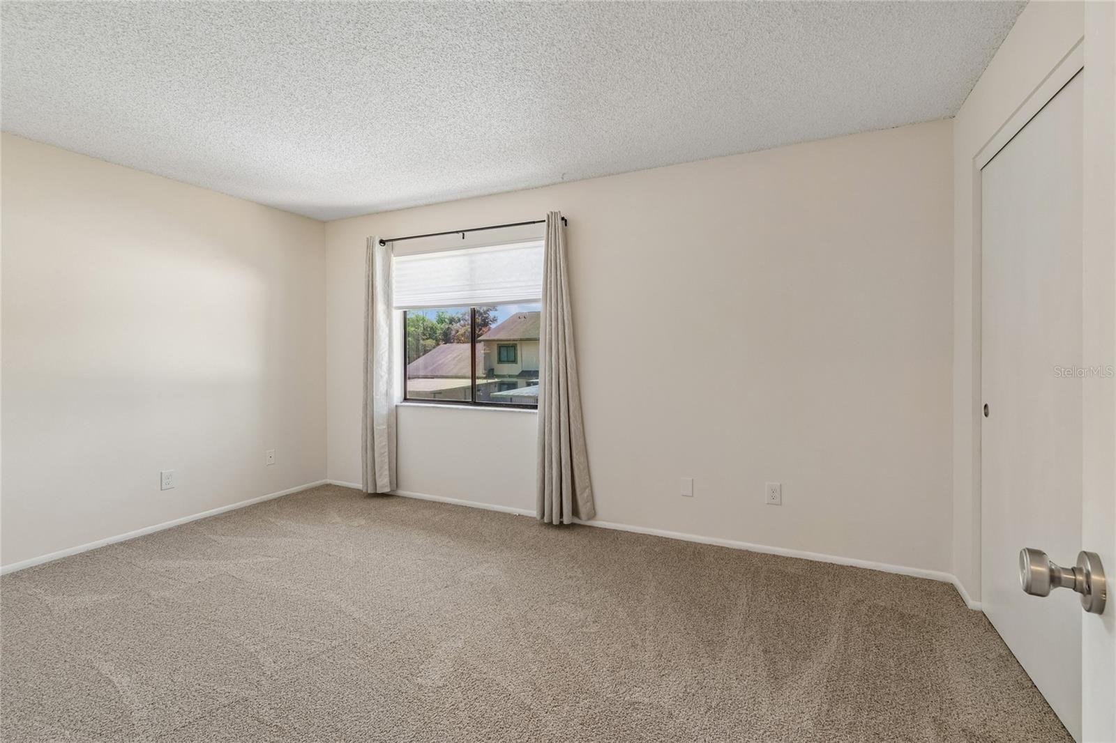 7803 AMBERLEA CT — photo 17
