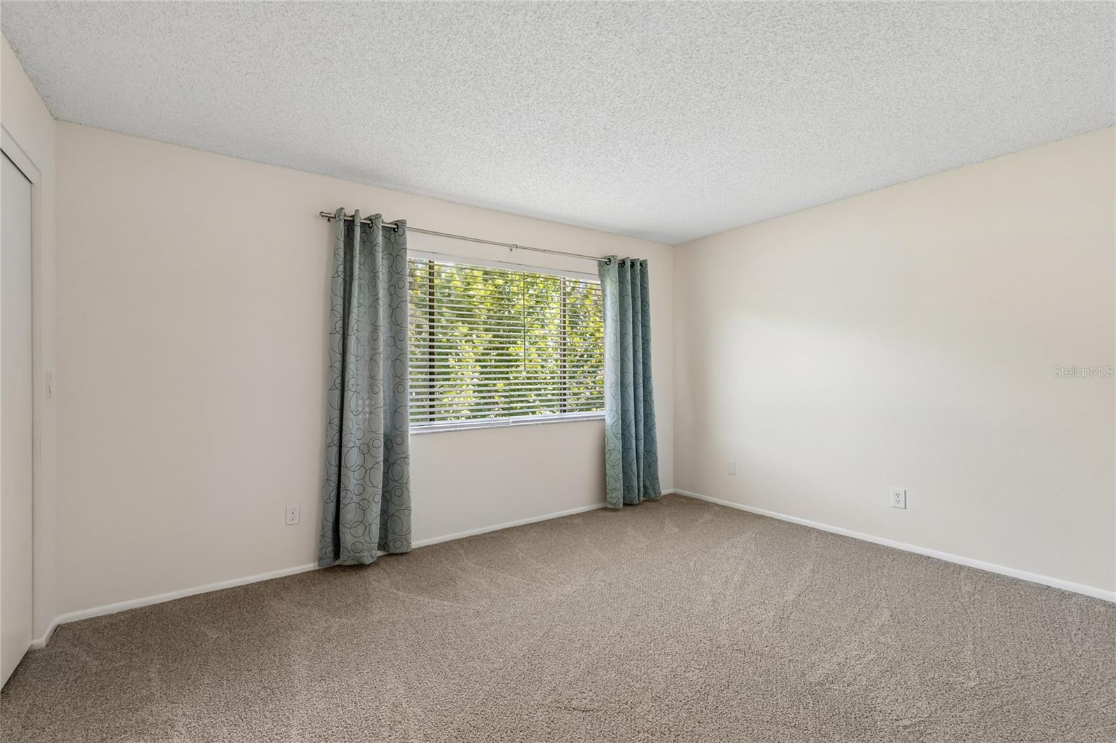 7803 AMBERLEA CT — photo 12