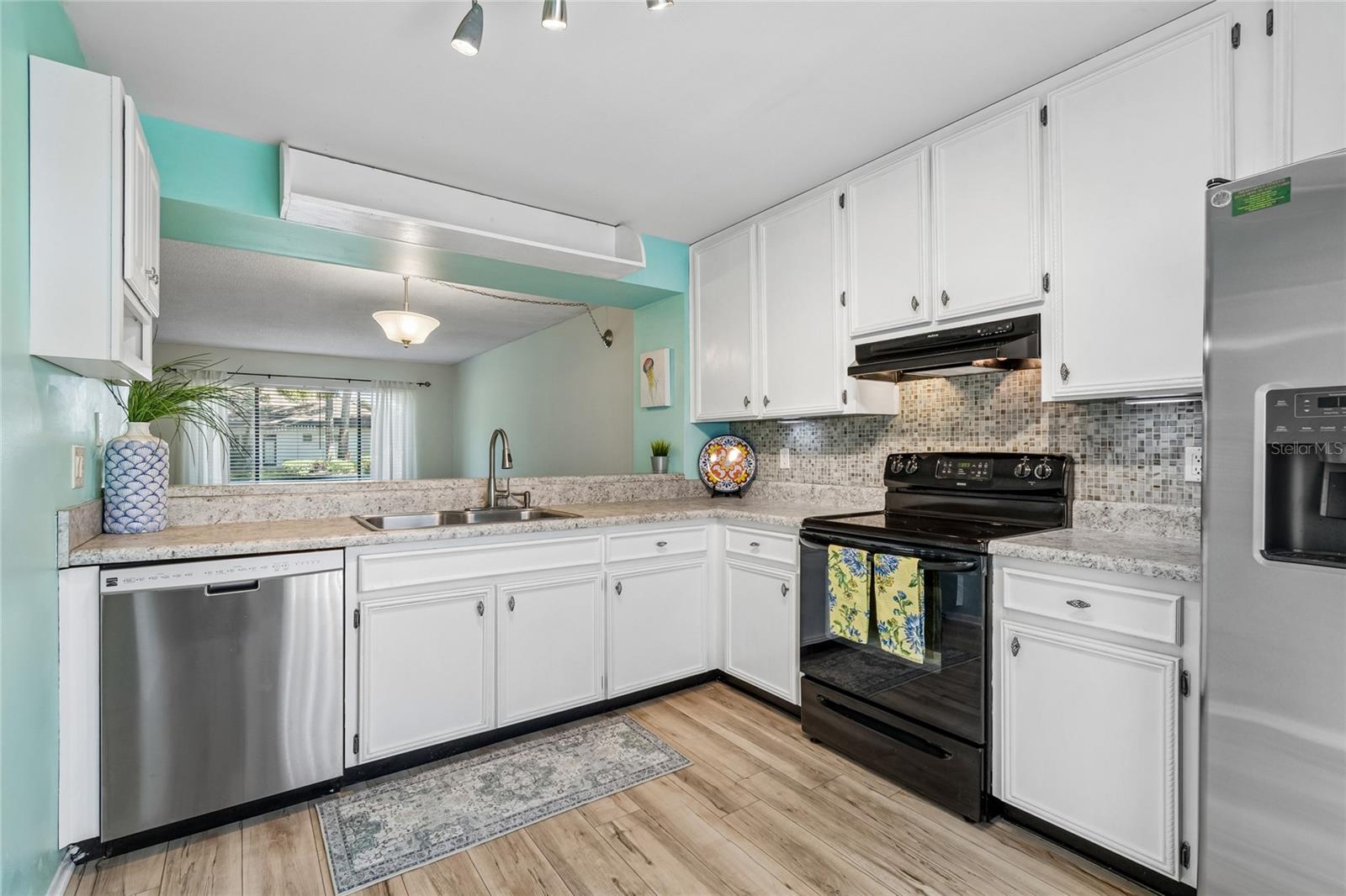 7803 AMBERLEA CT — photo 7