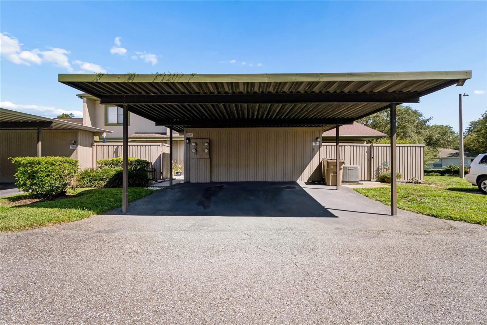7803 AMBERLEA CT — photo 24