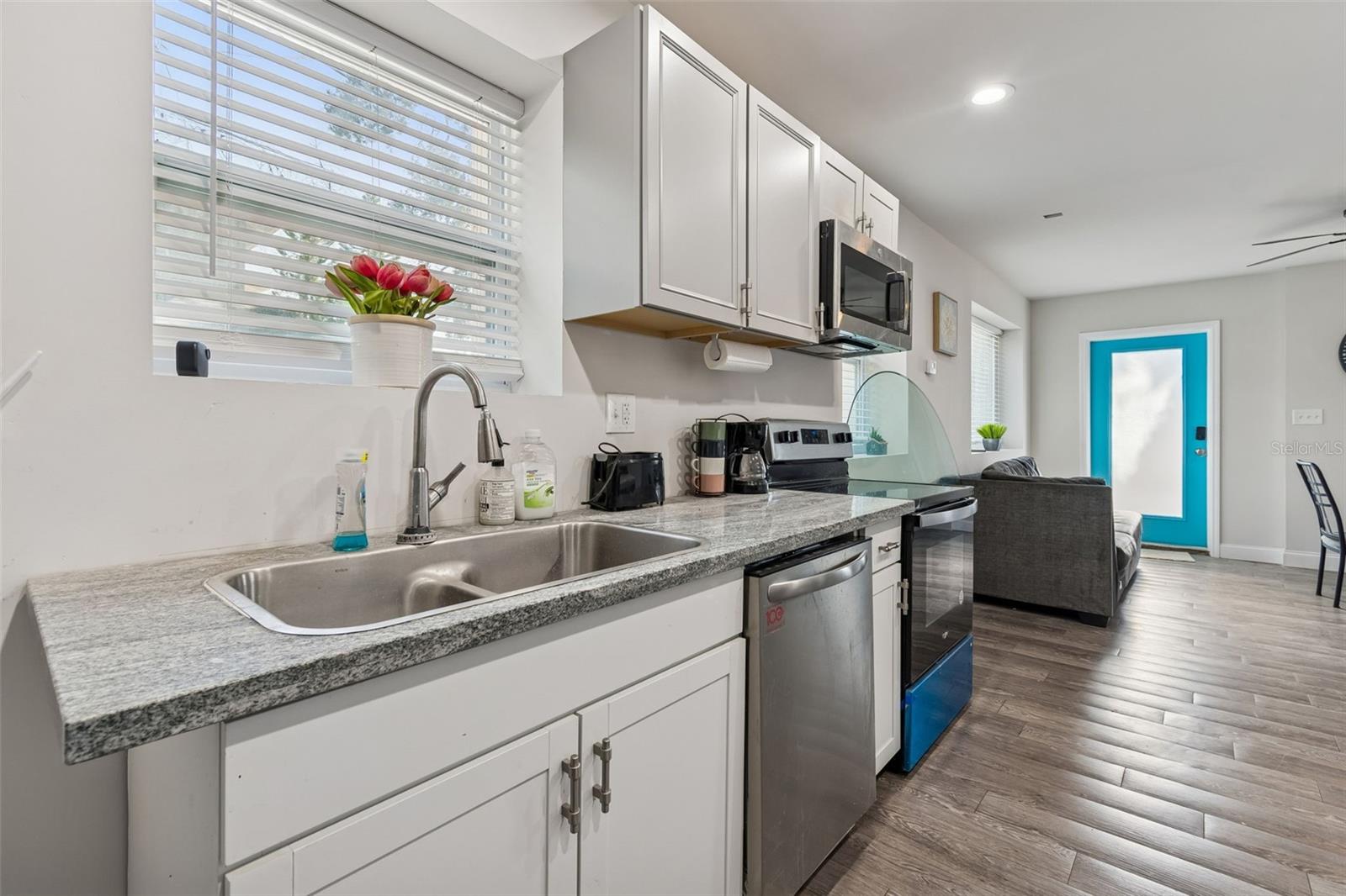 1006 E 26TH AVE — photo 12