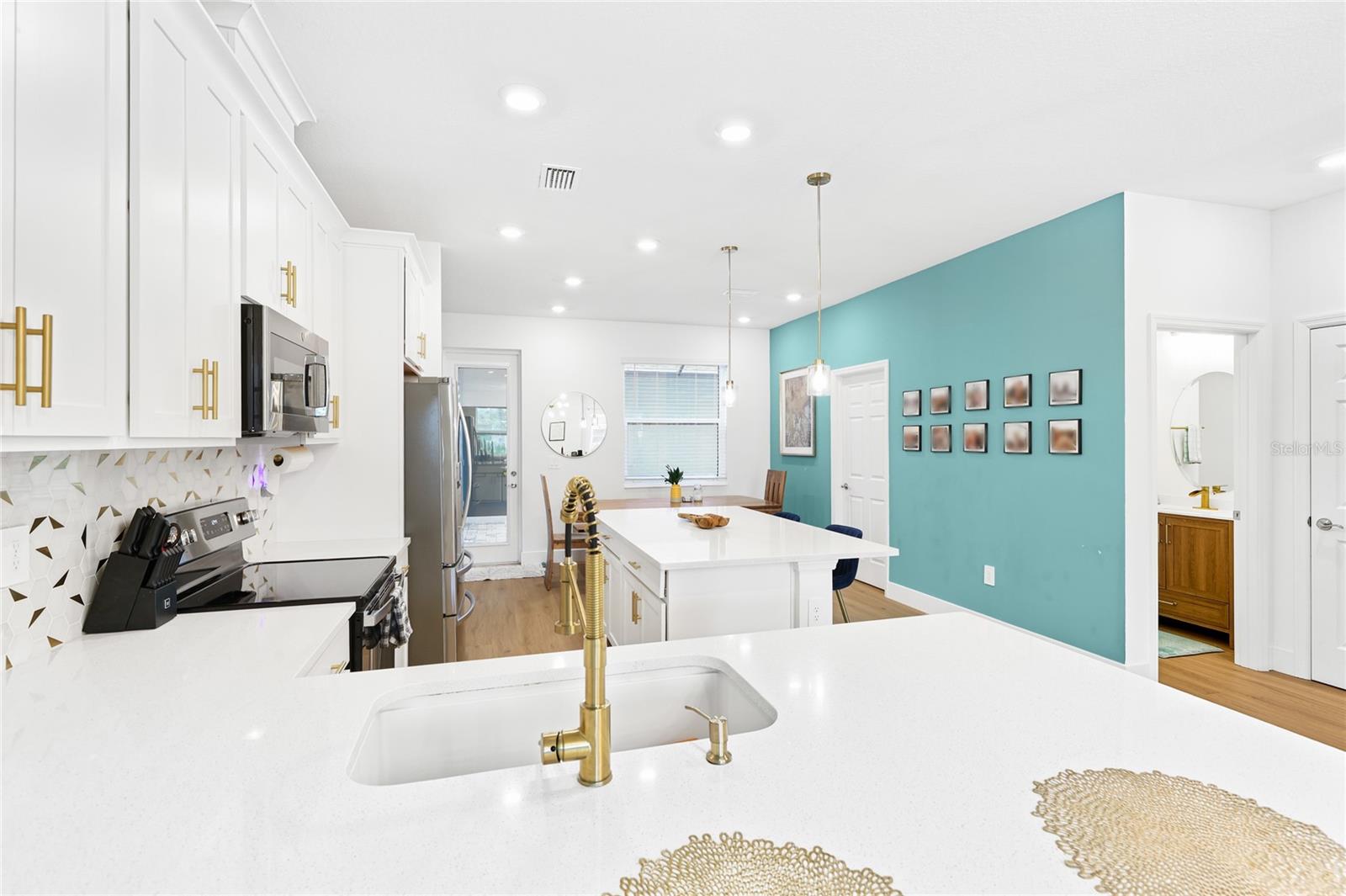 1808 FENDER LN — photo 7
