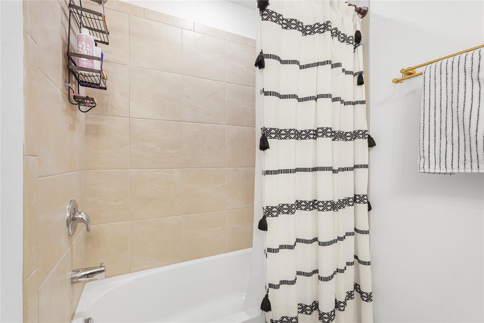 1808 FENDER LN — photo 25