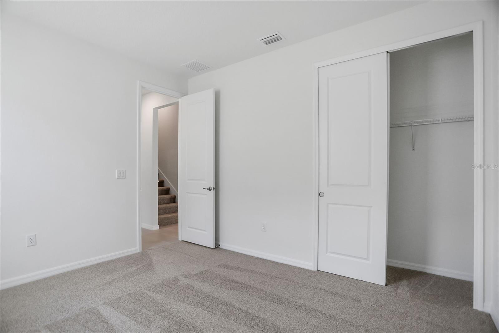 17584 VALLEYWOOD PKWY — photo 30