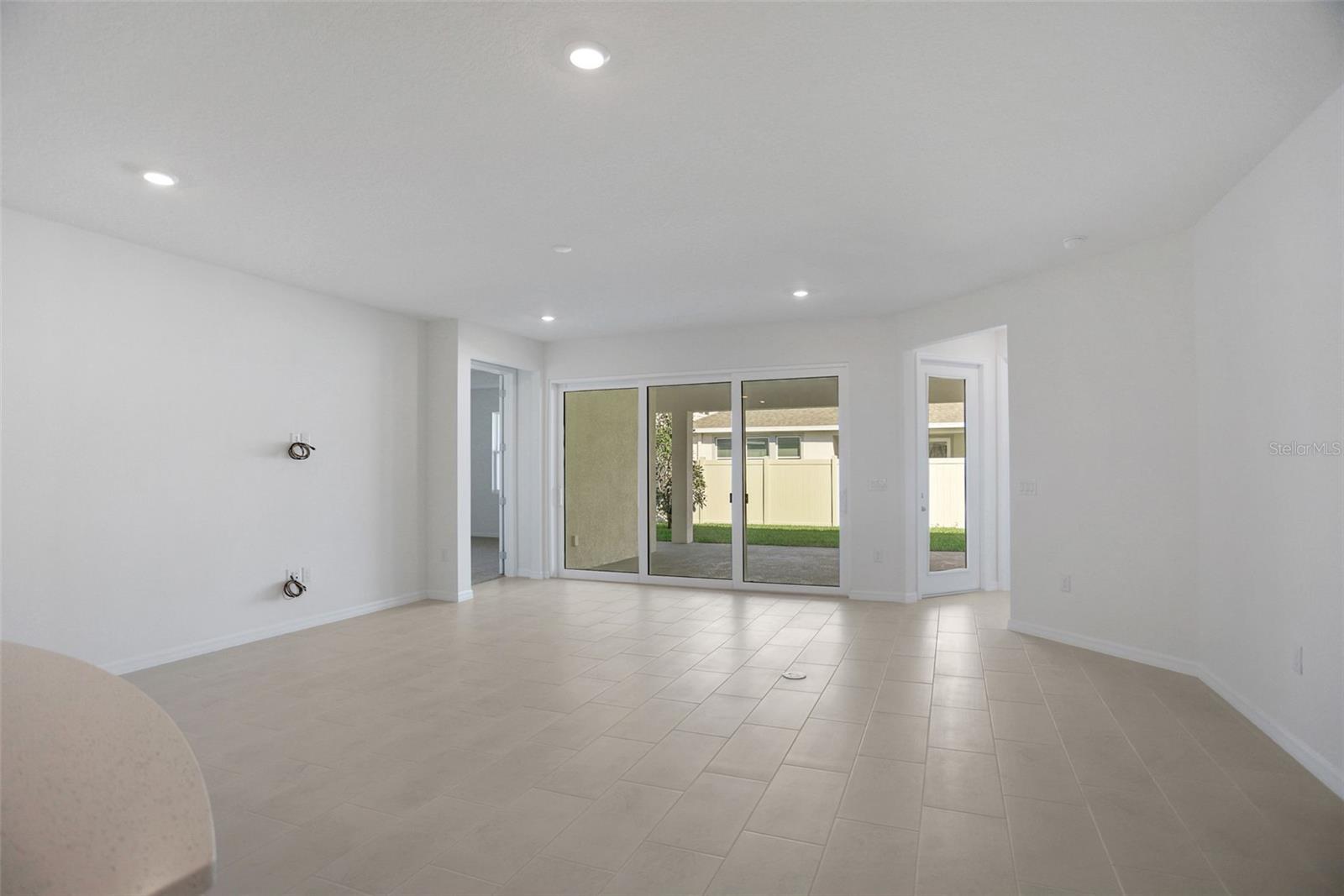 17584 VALLEYWOOD PKWY — photo 9